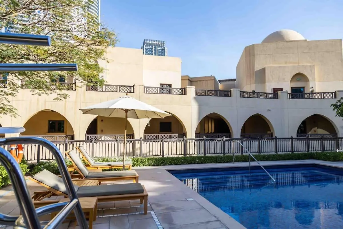 Apartment Upgraded 2Bdr With Acess To Dubai Mall