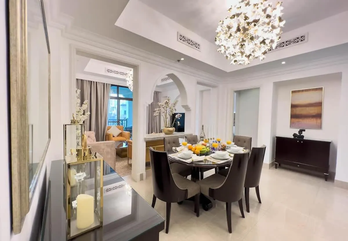 Upgraded 2Bdr With Acess To Dubai Mall Apartment